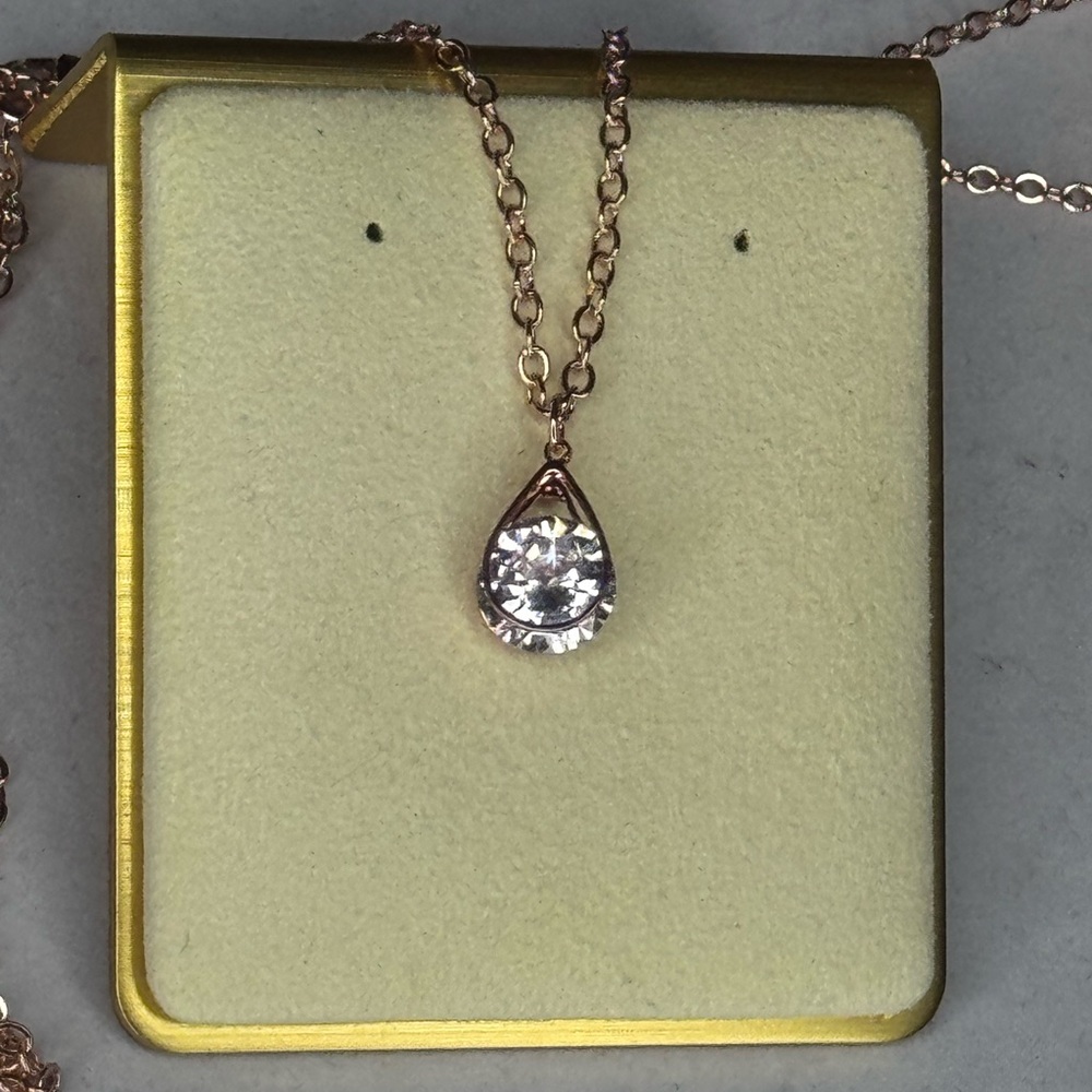 Round Crystal in Teardrop Invisible Setting Rose Gold Made W/ Swarovski Crystals